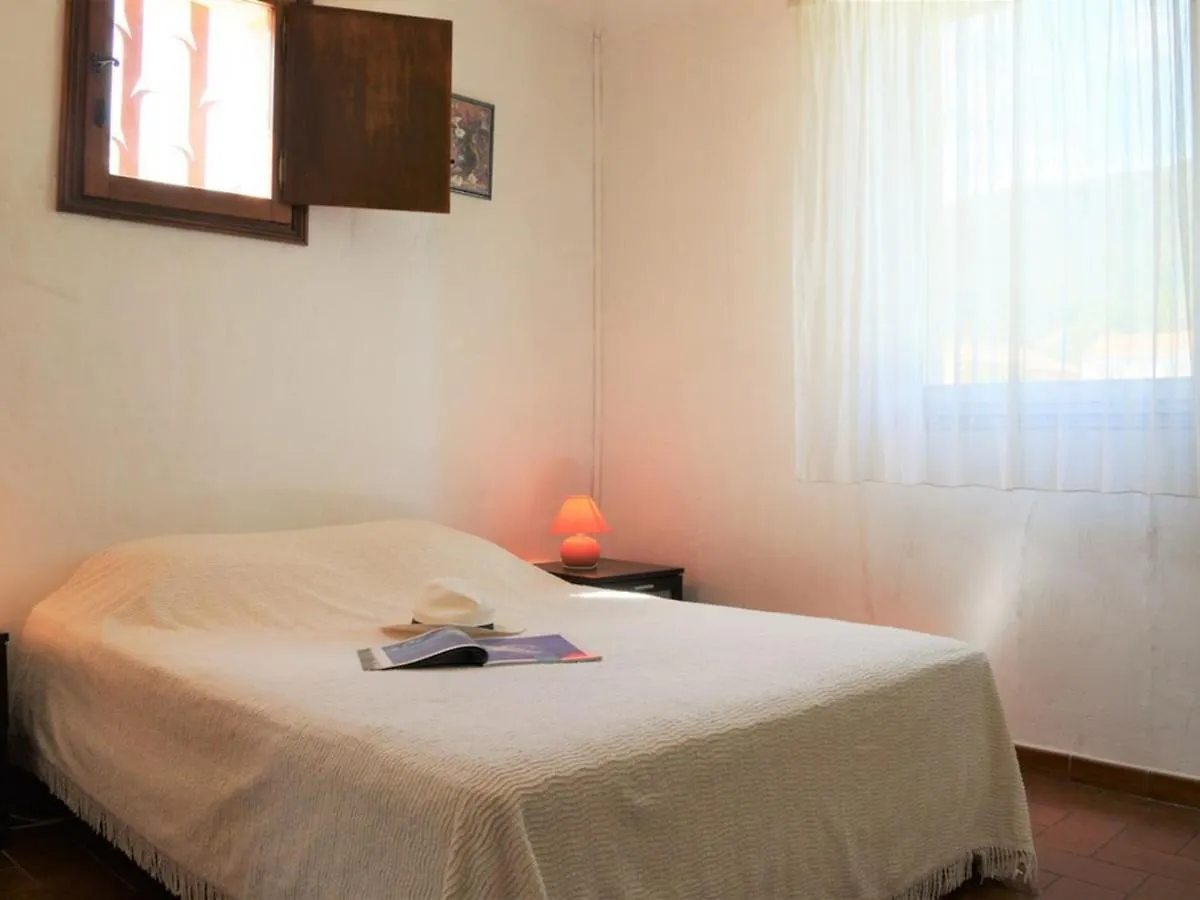 Appartement 2 Pieces Avec Mezzanine Et Parking, Proche Plage - Le Lavandou - Fr-1-251-205 Apartment